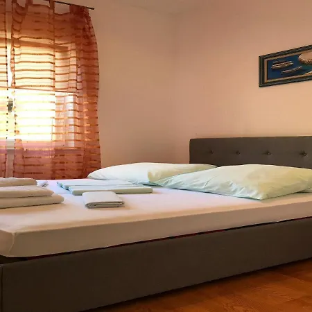 Semafor Apartment